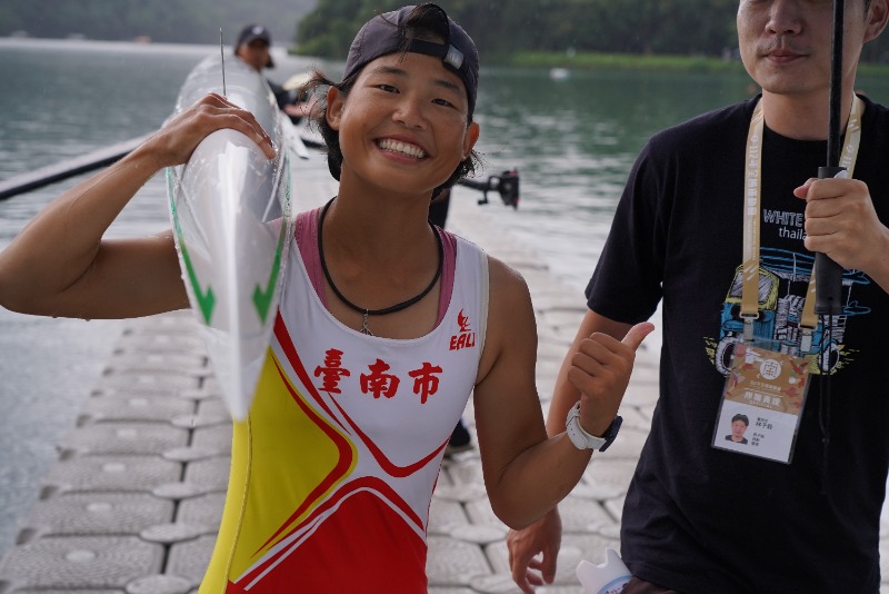 吳佳雲榮獲女子組划船輕量級單人雙槳銀牌