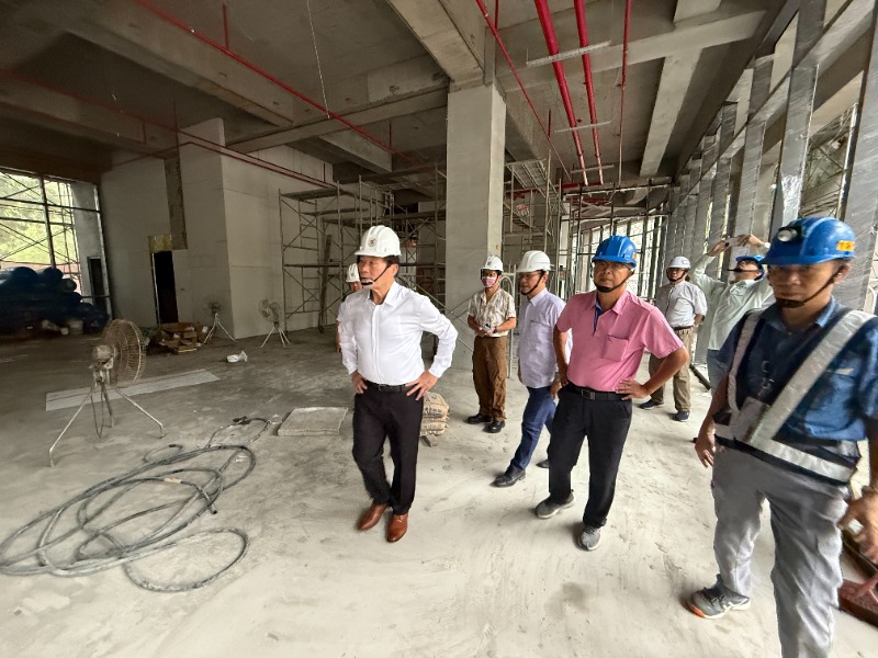體育局局長視察臺南市新營區全民運動館工程品質與進度