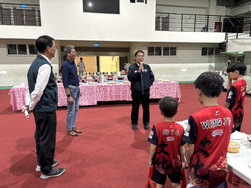 文化國小羽球隊「114年全國國小盃羽球錦標賽」中表現亮眼 市長黃偉哲致詞勉勵