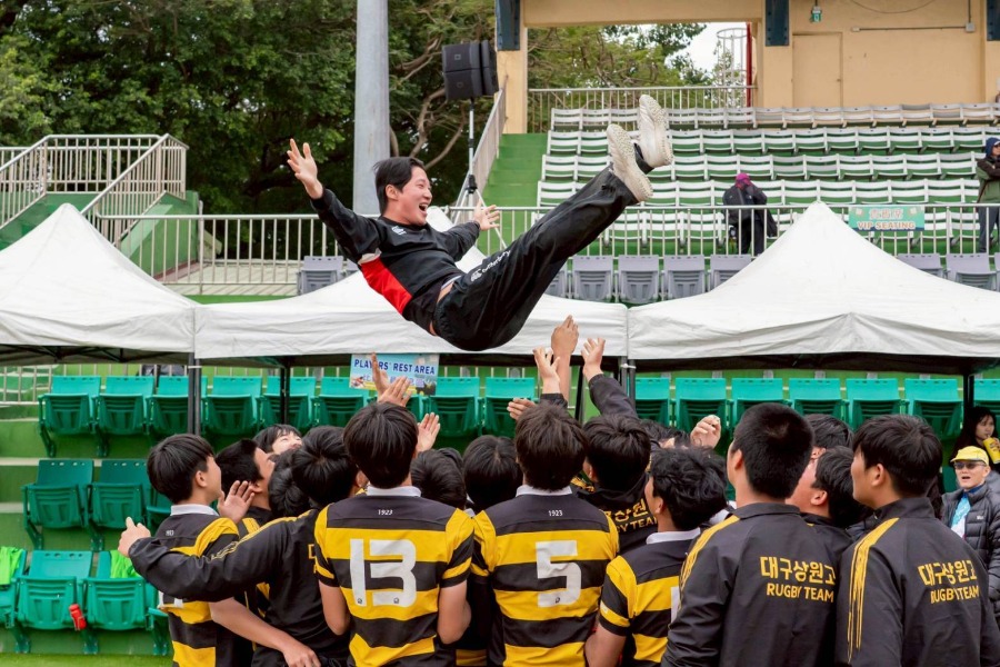 「2026年第一屆府城盃國際青年七人制橄欖球邀請賽」韓國大邱高中高拋教練慶祝比賽獲勝
