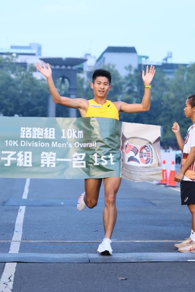 2026臺南古都國際半程馬拉松10K男子組林哲緯奪冠