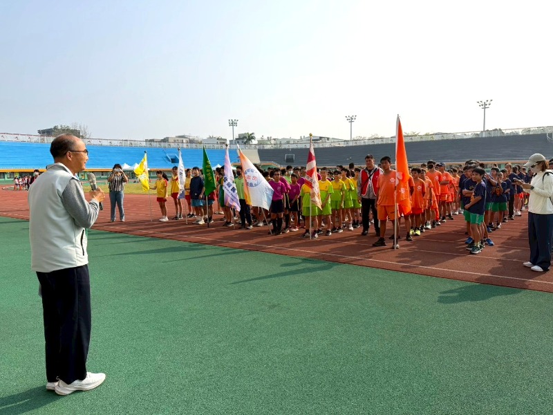 115年國民中小學大隊接力班級對抗賽開幕 體育局副局長林義順勉勵參賽學校