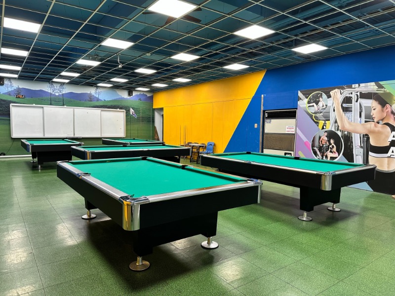 新市全民運動中心撞球室