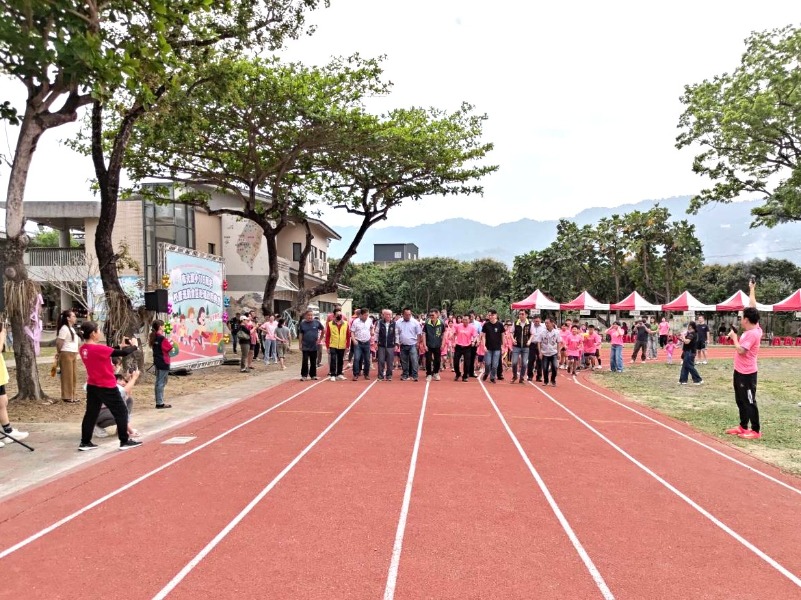臺南市南化區南化國民小學新設PU跑道正式啟用