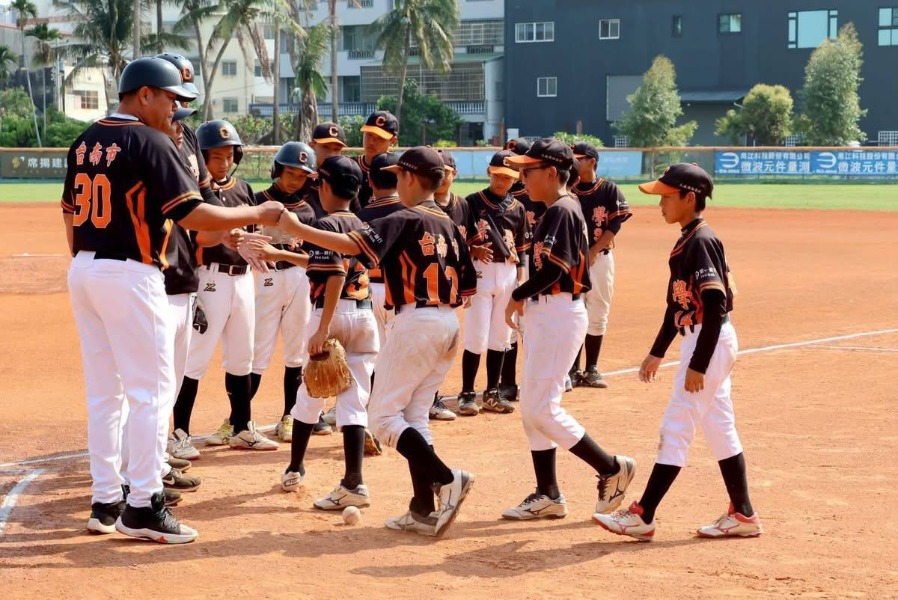 114學年度國小棒球運動聯賽硬式組全國賽比賽實況