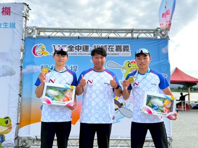 台南海事高男組輕艇500公尺雙人C艇王辰豪高楷博金牌