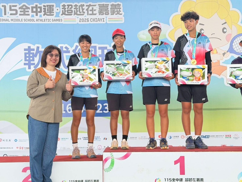 後壁國中軟網國女組雙打金包銀