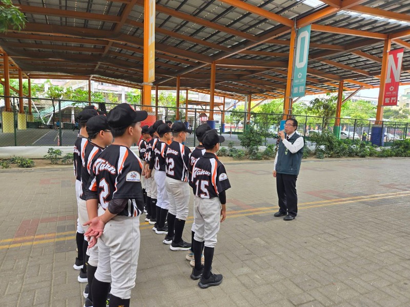 臺南市少棒隊代表國家參加「2026年美國小馬聯盟野馬級（11-12歲組）亞太區少棒錦標賽」授旗典禮市長黃偉哲致詞