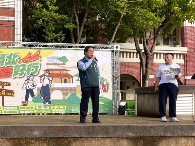 北區區公所鎮北好行健走活動市長黃偉哲致詞