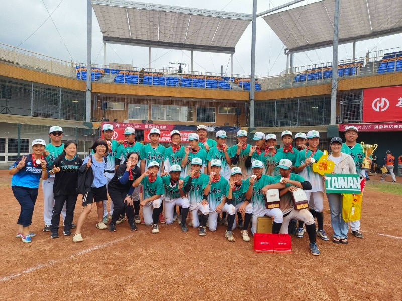 臺南市青少棒聯隊勇奪115年華南金控盃全國青少棒錦標賽亞軍