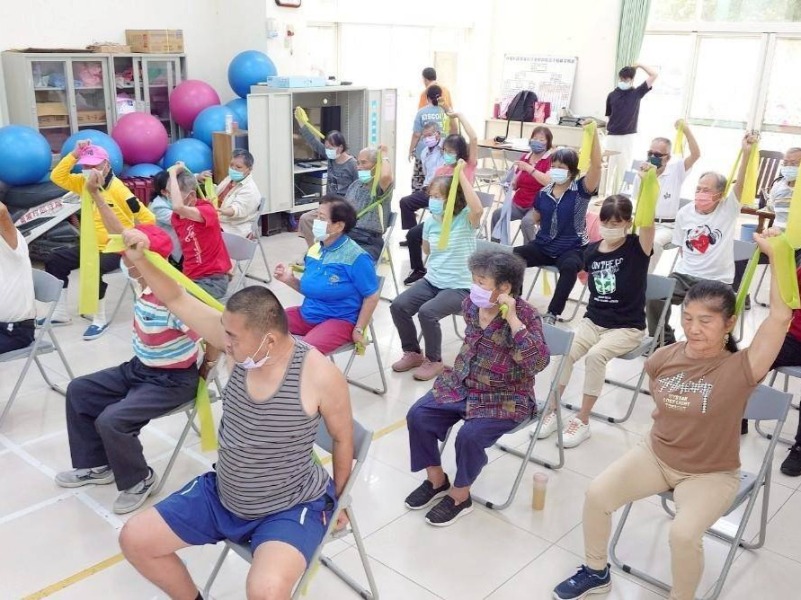 運動i臺灣-高齡者運動課程